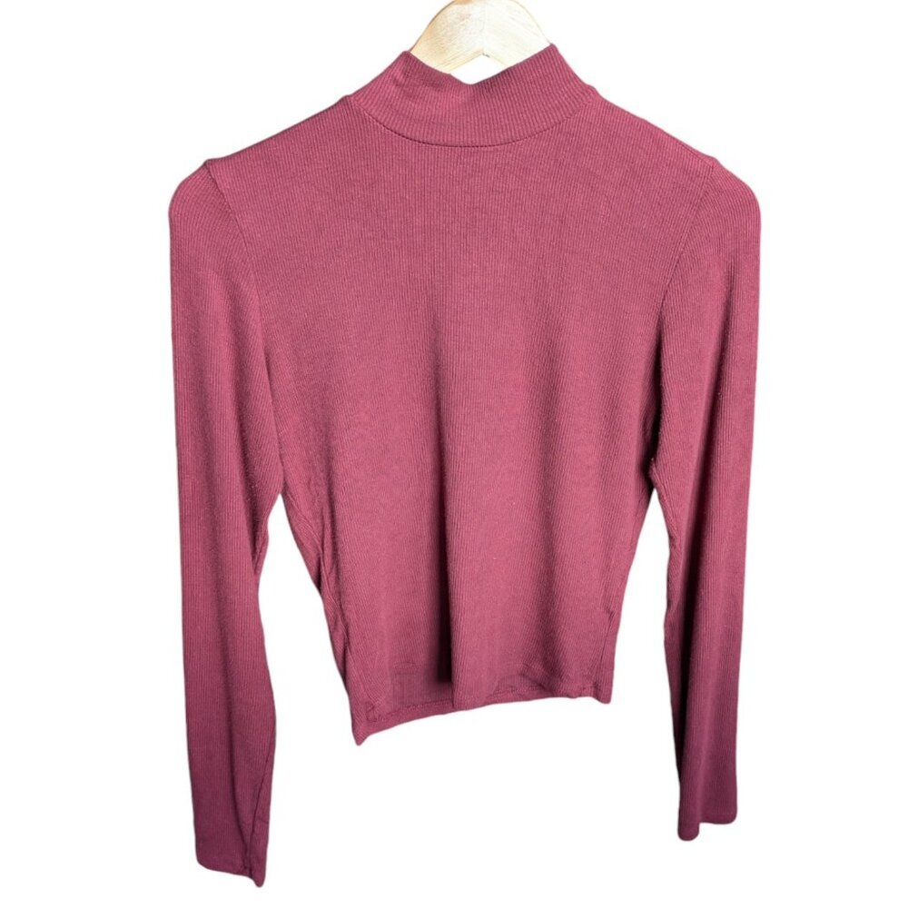 Garage Mock Neck Slim Fit Ribbed Sweater Women Size Medium